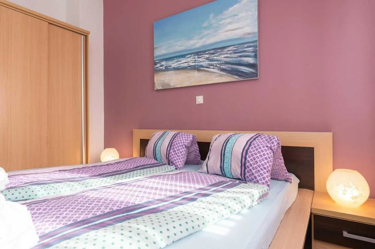 Holiday home Villa Mia & Iva Dracevac