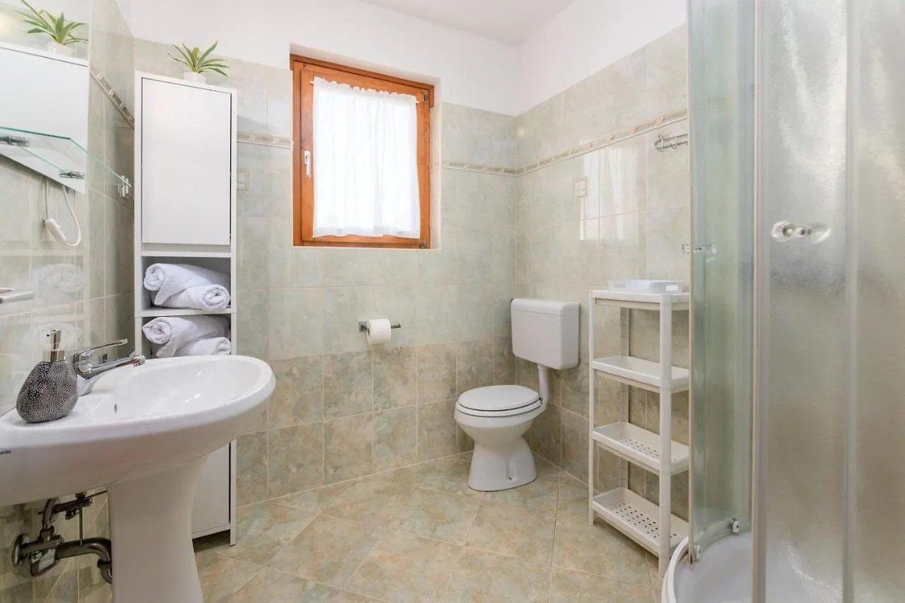 Holiday home Villa Mia & Iva Dracevac